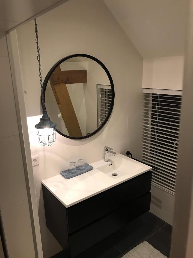 B&B Logeren Bij De Burgemeester Stad aan 't Haringvliet Extérieur photo